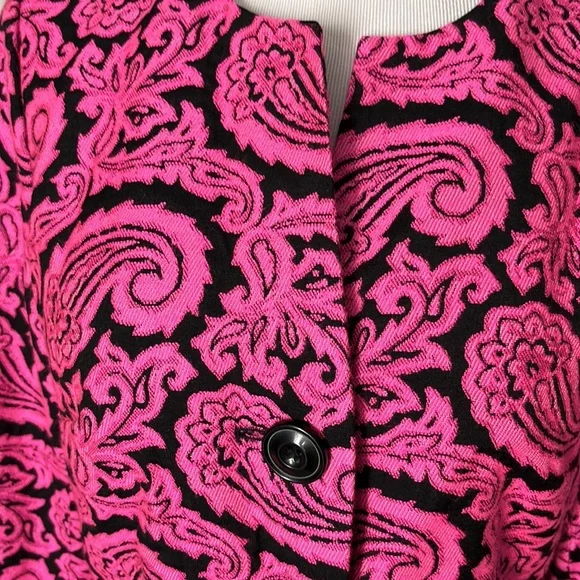 Venus Pink and Black Jacquard Coat 🍁 - Picture 2 of 9